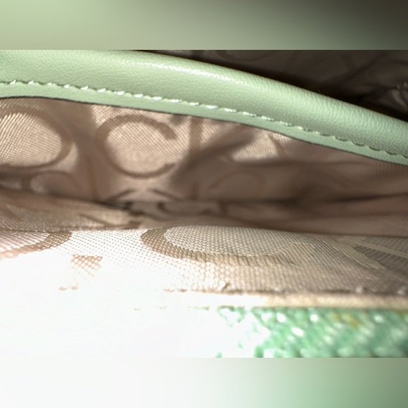 Calvin Klein Lucy Triple Compartment Shoulder Bag/crossbody bag - Picture 13 of 16